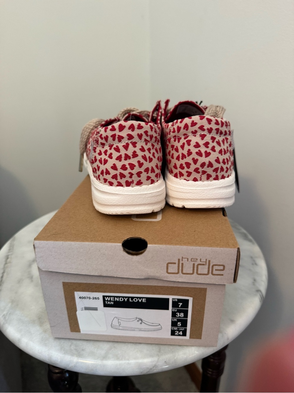 Authentic Hey Dude Wendy Love Shoes - Tan with Red Hearts - Picture 4 of 4